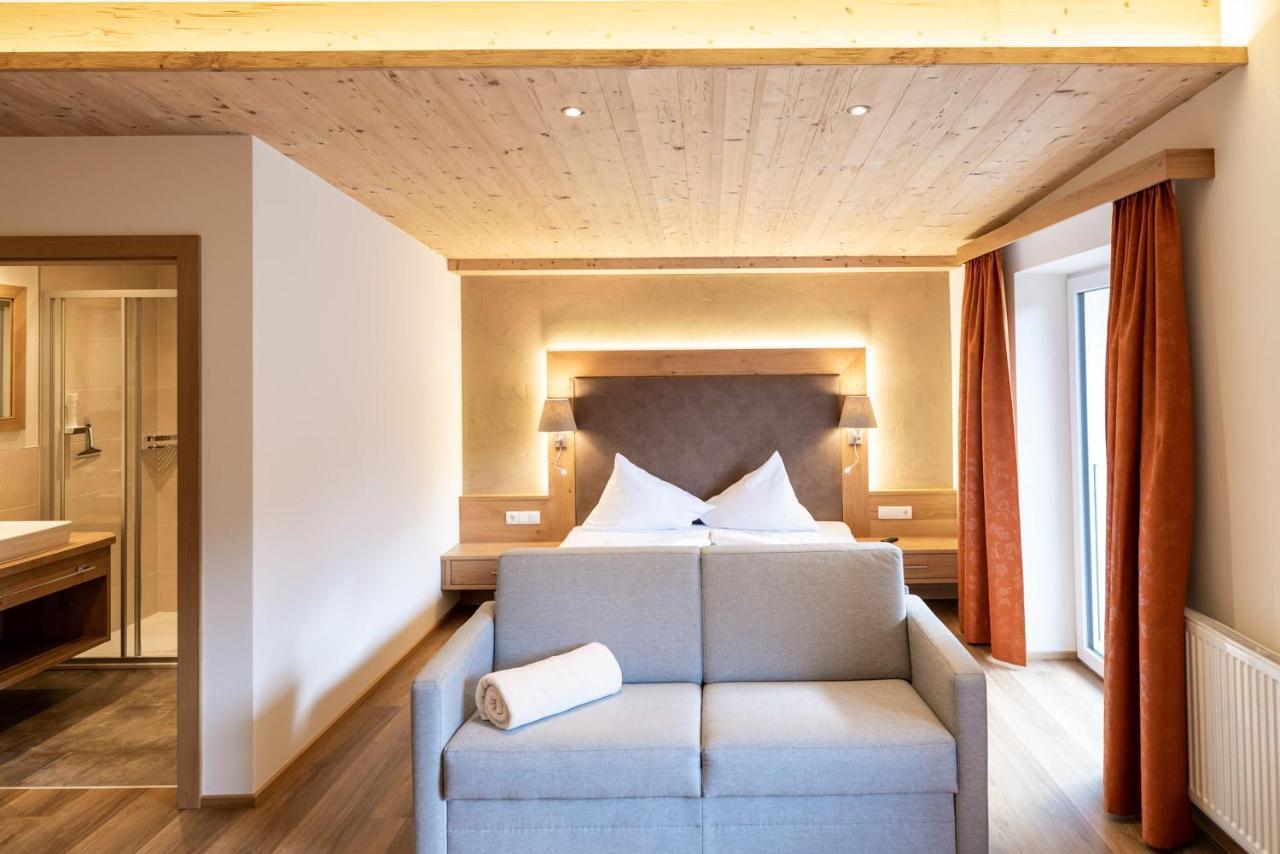 Hotel Tiroler Herz Hinterhornbach Exteriör bild