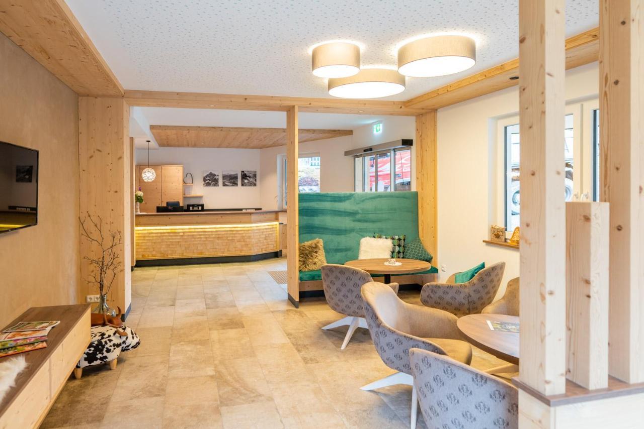 Hotel Tiroler Herz Hinterhornbach Exteriör bild