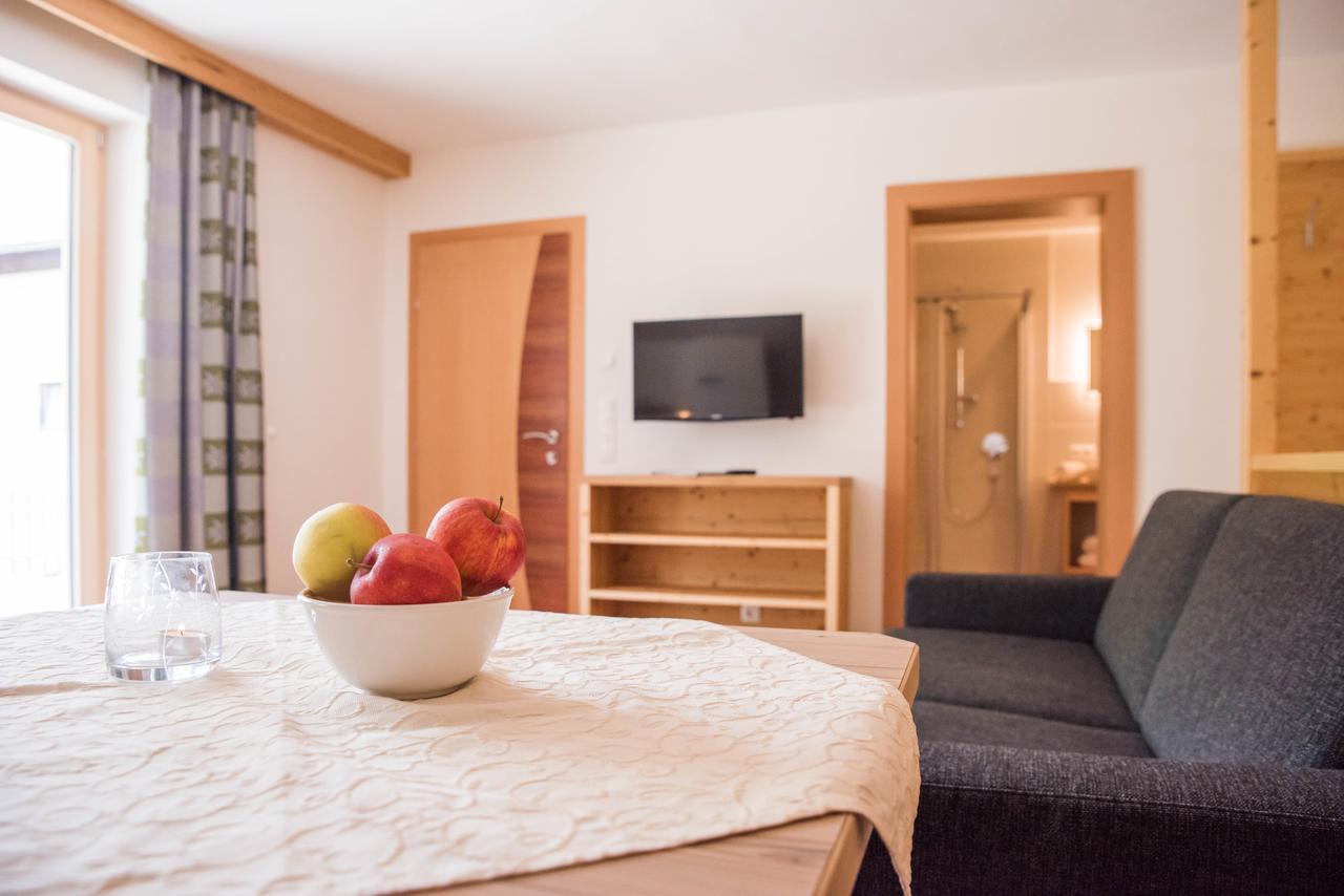 Hotel Tiroler Herz Hinterhornbach Exteriör bild